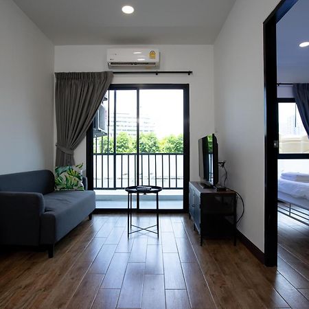 Room 36 Service Apartment بانكوك المظهر الخارجي الصورة
